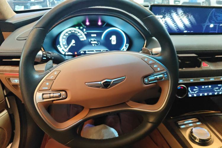 Used Genesis G80 2023 2.5T Four-Wheel-Drive Flagship Edition Steering Wheel