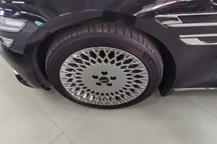 Used Genesis G80 2024 2.5T Rear-Drive Flagship Edition Left Front Wheel Hub