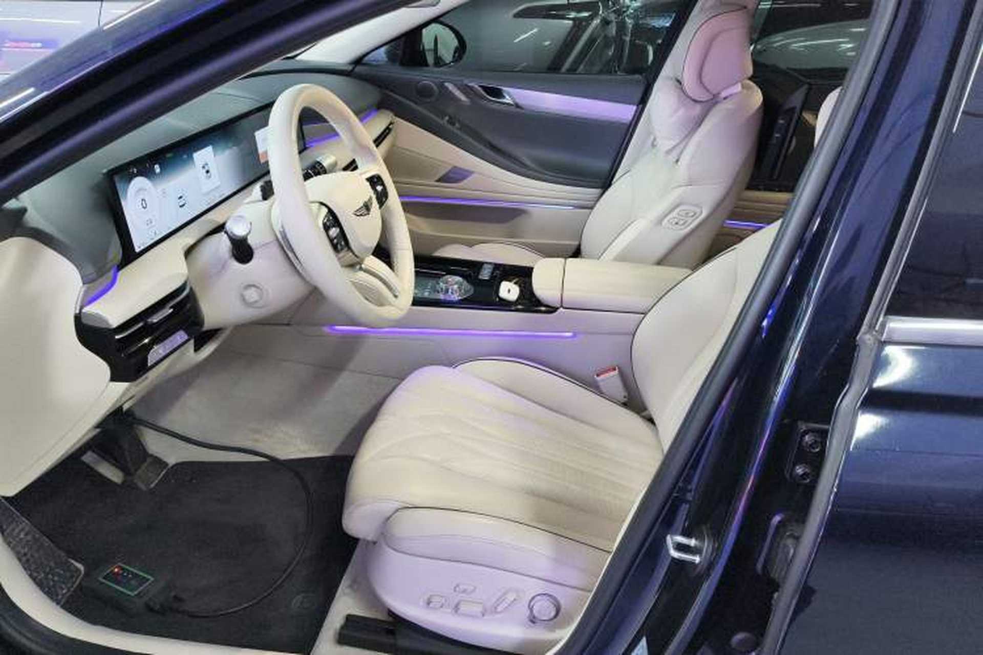Used Genesis G80 2024 2.5T Rear-Drive Flagship Edition Left Front Seat