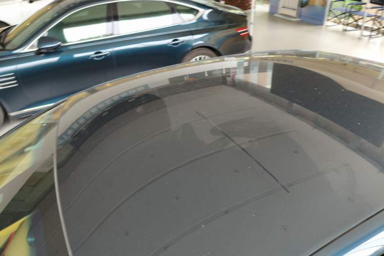 Used Genesis G80 2024 2.5T Rear-Drive Luxury Edition Roof