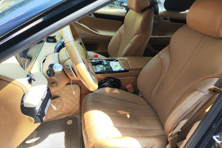 Used Genesis G80 2024 2.5T Rear-Drive Luxury Edition Left Front Seat
