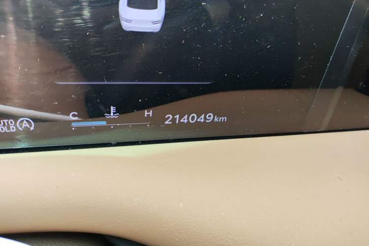 Used Genesis G80 2024 2.5T Rear-Drive Luxury Edition Odometer Close Up