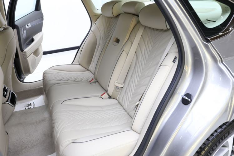 Used Genesis G80 2024 2.5T Rear-Drive Luxury Edition Interior 4
