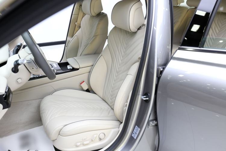 Used Genesis G80 2024 2.5T Rear-Drive Luxury Edition Left Front Seat