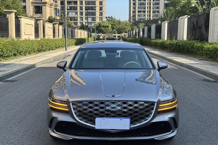 Used Genesis G80 2026 2.5T Rear-Drive Luxury Edition Exterior 1