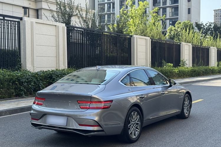 Used Genesis G80 2026 2.5T Rear-Drive Luxury Edition Exterior 5