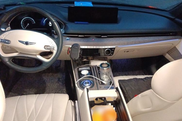 Used Genesis G80 EV 2023 All-Electric G80 Flagship Edition Center Console