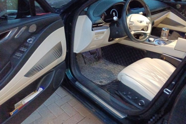 Used Genesis G80 EV 2023 All-Electric G80 Flagship Edition Driver Seat