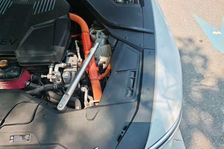 Used Genesis G80 EV 2023 All-Electric G80 Luxury Edition Engine Bay Left