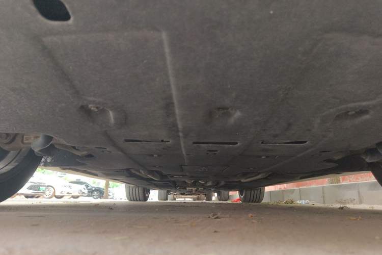 Used Genesis G90 2023 Flagship Edition Chassis Front