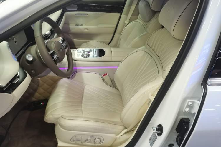 Used Genesis G90 2023 Flagship Edition Left Front Seat