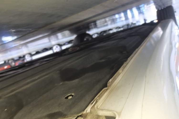 Used Genesis G90 2023 Flagship Edition Left Side Sill