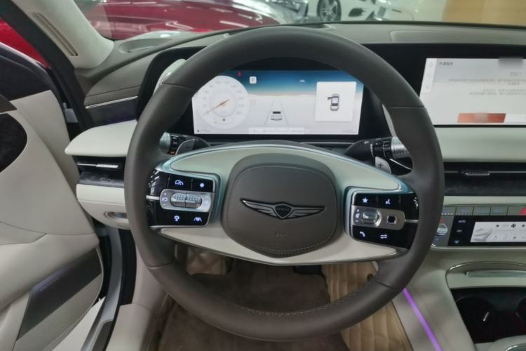Used Genesis G90 2023 Flagship Edition Steering Wheel
