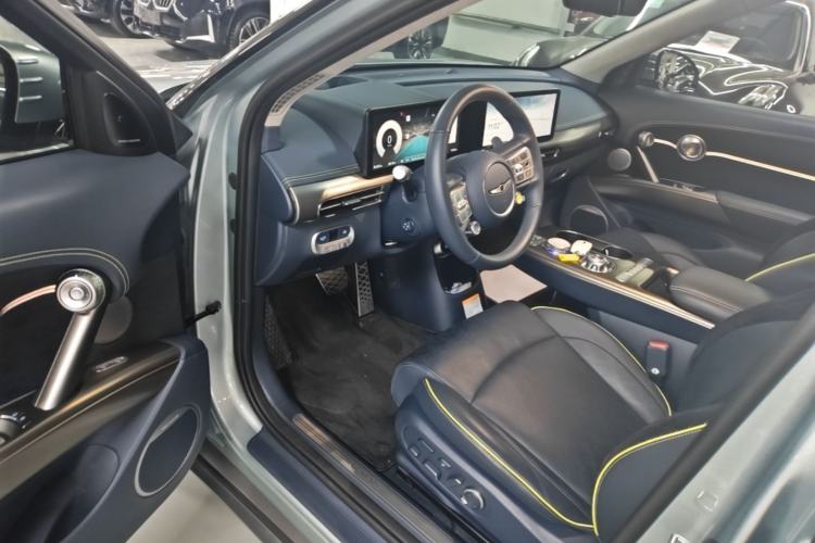 Used Genesis GV60 2023 Dual-Motor All-Wheel-Drive High-Performance Flagship Edition Driver Seat