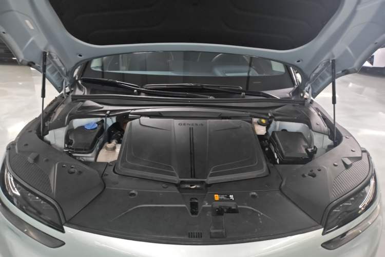 Used Genesis GV60 2023 Dual-Motor All-Wheel-Drive High-Performance Flagship Edition Engine Bay