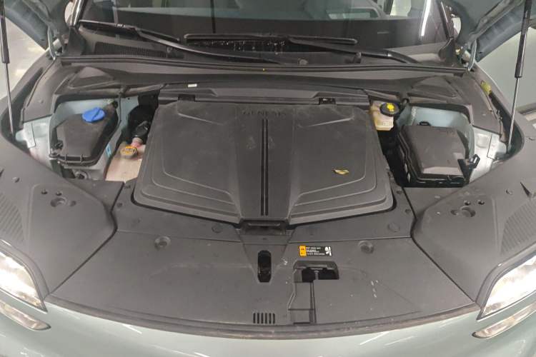 Used Genesis GV60 2023 Dual-Motor All-Wheel-Drive High-Performance Flagship Edition Engine Bay