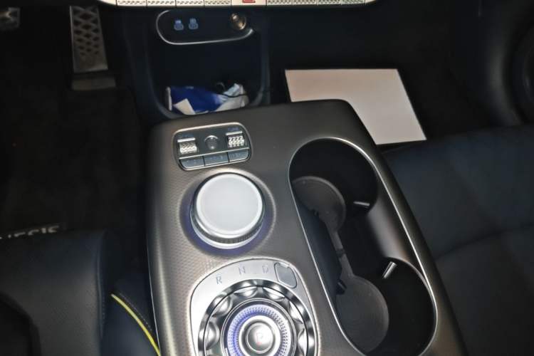 Used Genesis GV60 2023 Dual-Motor All-Wheel-Drive High-Performance Flagship Edition Gear Lever