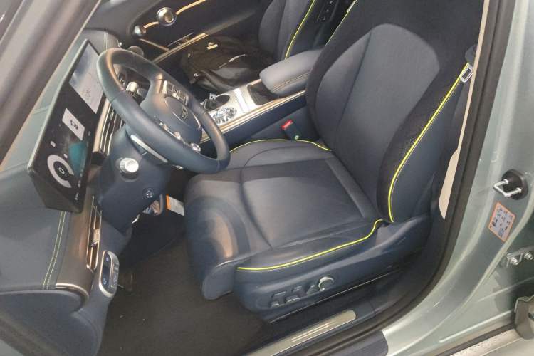 Used Genesis GV60 2023 Dual-Motor All-Wheel-Drive High-Performance Flagship Edition Left Front Seat