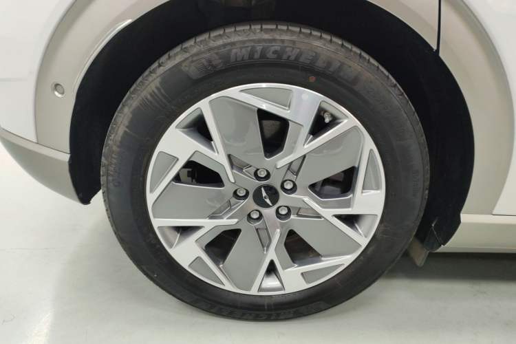 Used Genesis GV60 2023 Single-Motor Rear-Drive Luxury Edition Exterior 5