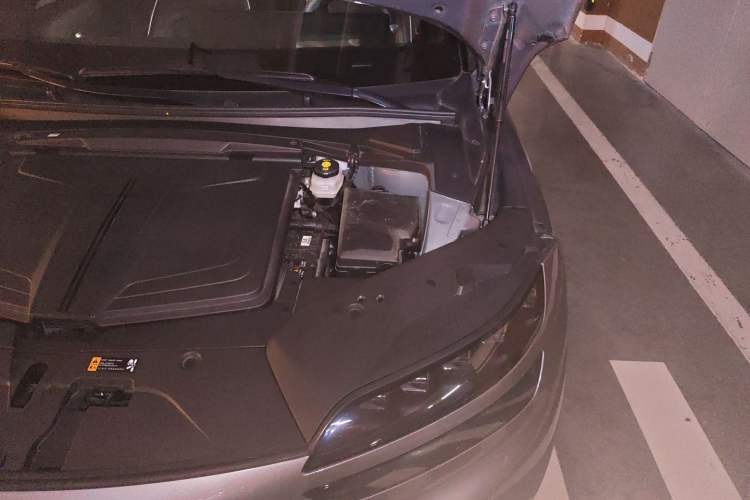 Used Genesis GV60 2023 Dual-Motor All-Wheel-Drive High-Performance Flagship Edition Engine Bay Left