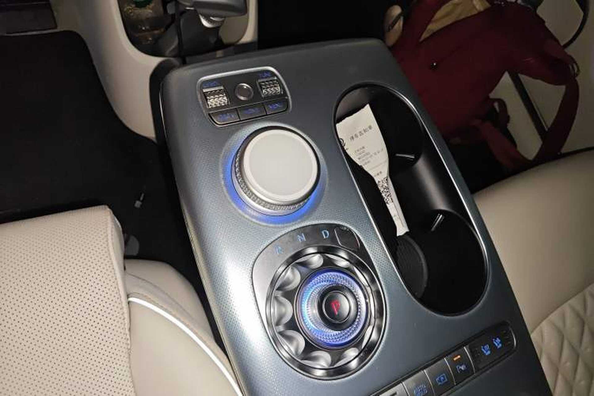 Used Genesis GV60 2023 Dual-Motor All-Wheel-Drive Flagship Edition Gear Lever