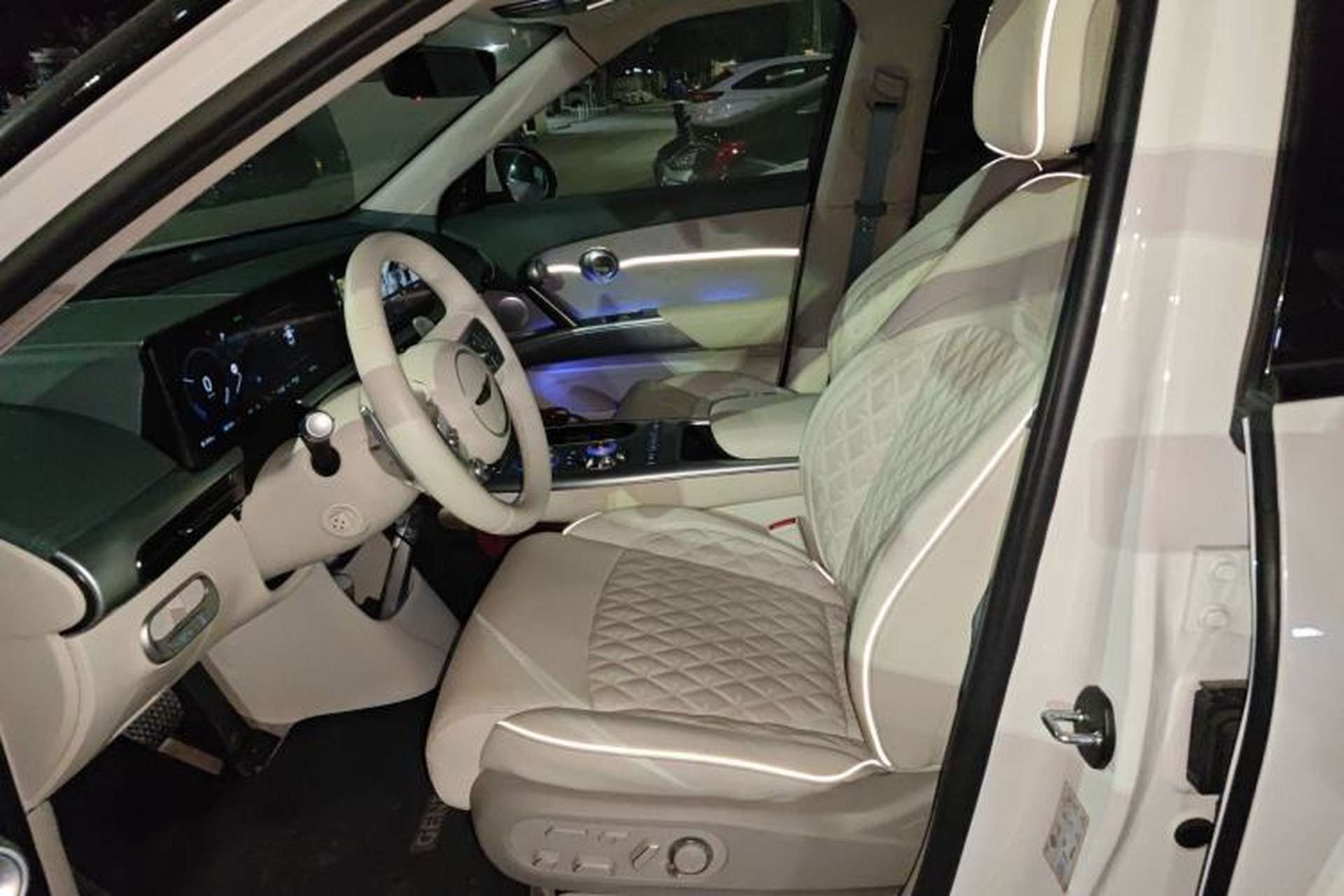 Used Genesis GV60 2023 Dual-Motor All-Wheel-Drive Flagship Edition Left Front Seat