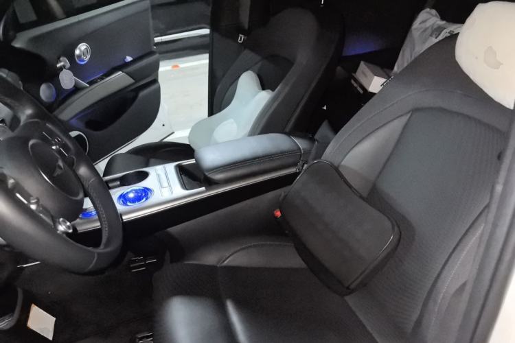 Used Genesis GV60 2023 Single-Motor Rear-Drive Luxury Edition Left Front Seat
