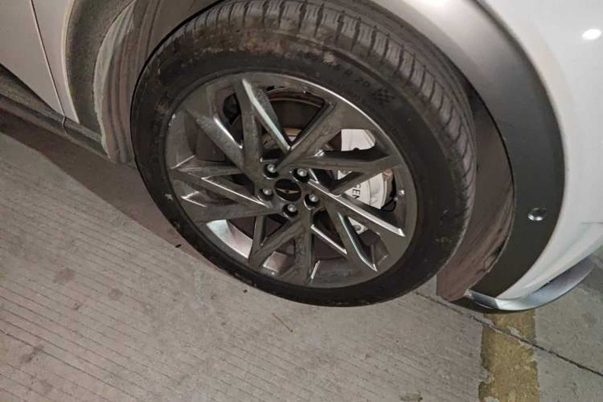 Used Genesis GV60 2023 Dual-Motor All-Wheel-Drive Flagship Edition Right Front Wheel Hub