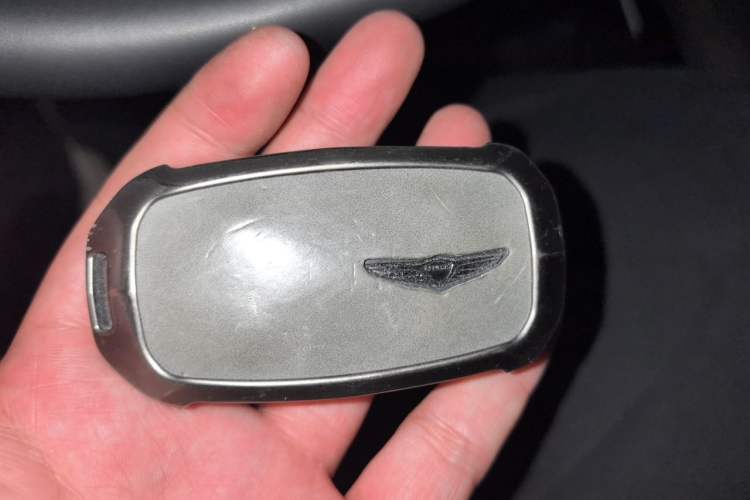 Used Genesis GV60 2023 Single-Motor Rear-Drive Luxury Edition Vehicle Key