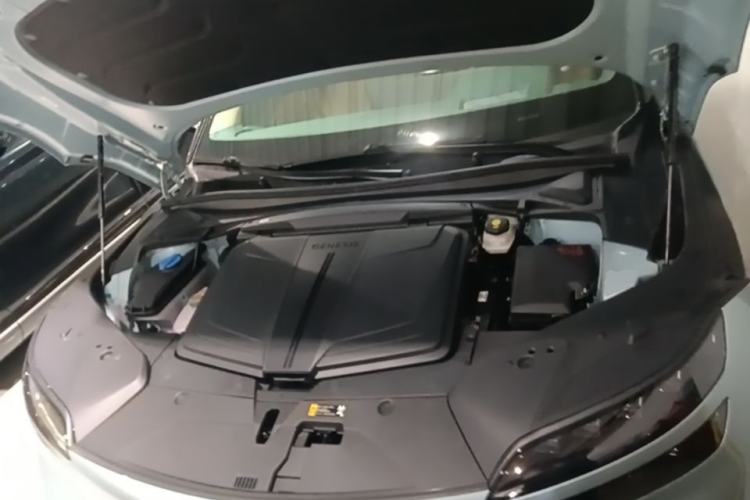 Used Genesis GV60 2024 Dual-Motor All-Wheel-Drive Luxury Edition Engine Bay