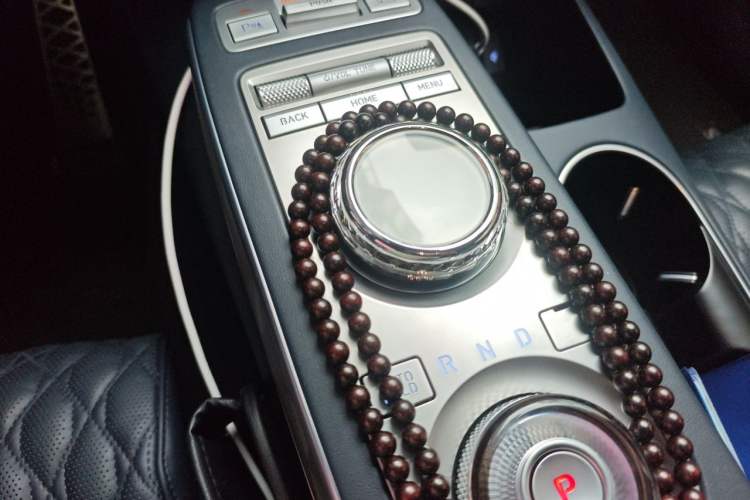 Used Genesis GV70 2023 2.5T Four-Wheel-Drive Flagship Edition Gear Lever