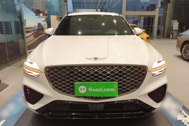 Used Genesis GV70 2023 2.5T Two-Wheel Drive Luxury Edition Front