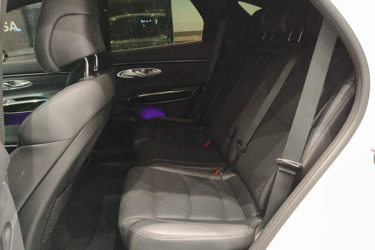 Used Genesis GV70 2023 2.5T Two-Wheel Drive Luxury Edition Left Rear Seat