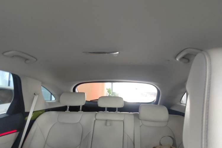 Used Genesis GV70 2025 2.5T Two-Wheel-Drive Luxury Edition Headliner