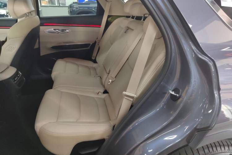 Used Genesis GV70 2025 2.5T Two-Wheel-Drive Luxury Edition Left Rear Seat