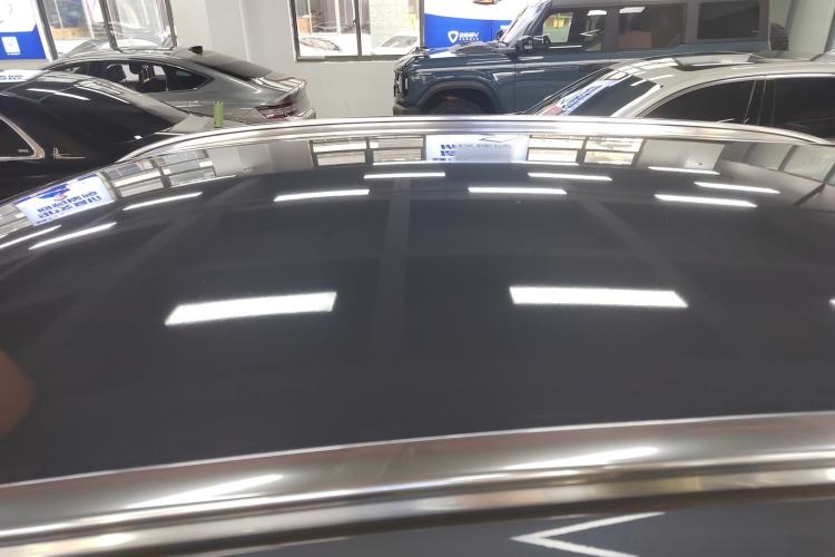 Used Genesis GV70 2025 2.5T Two-Wheel-Drive Luxury Edition Roof