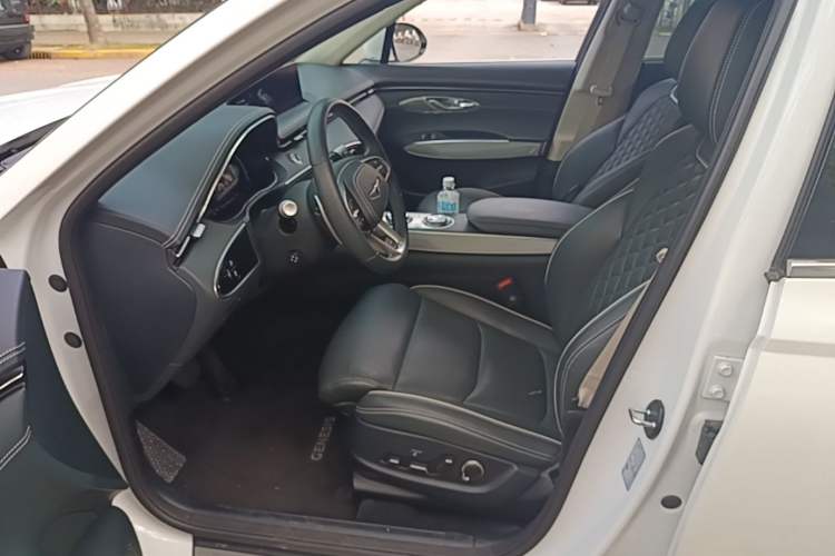 Used Genesis GV70 EV 2023 All-Electric GV70 Flagship Edition Left Front Seat