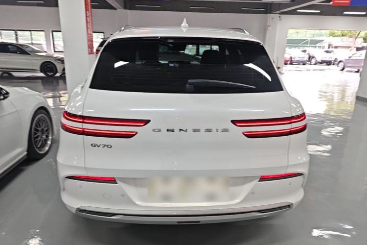 Used Genesis GV70 EV 2023 All-Electric GV70 Flagship Edition Rear