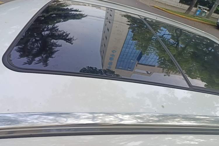 Used Genesis GV70 EV 2023 All-Electric GV70 Flagship Edition Roof