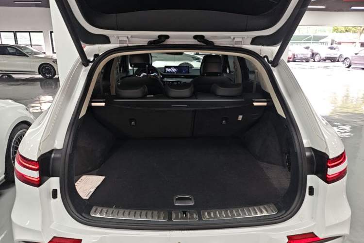 Used Genesis GV70 EV 2023 All-Electric GV70 Flagship Edition Trunk