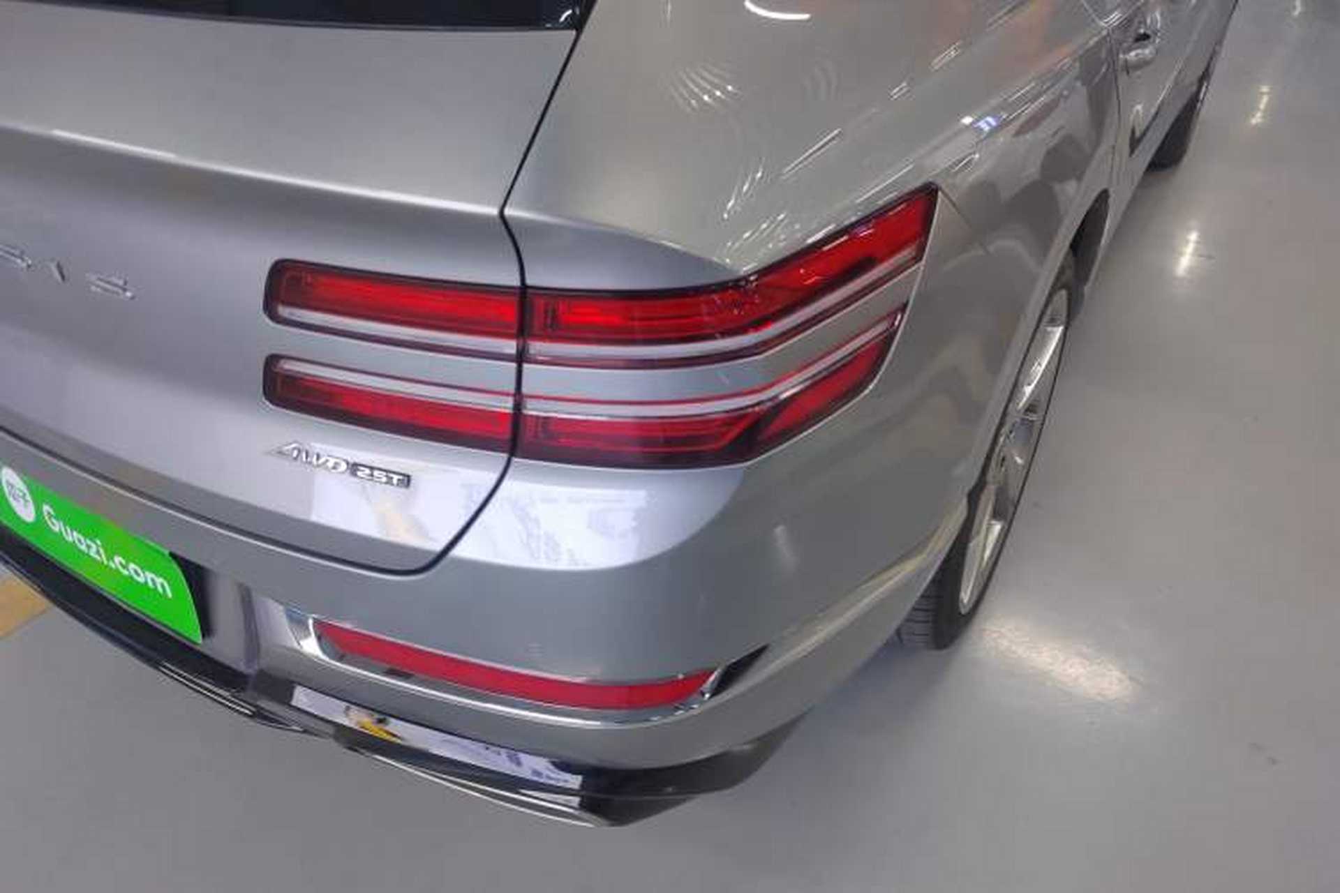 Used Genesis GV80 2021 2.5T Four-Wheel Drive Flagship Edition Right Rear Taillight