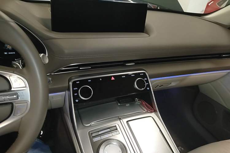 Used Genesis GV80 2021 2.5T Four-Wheel Drive Flagship Edition Audio And AC Panel