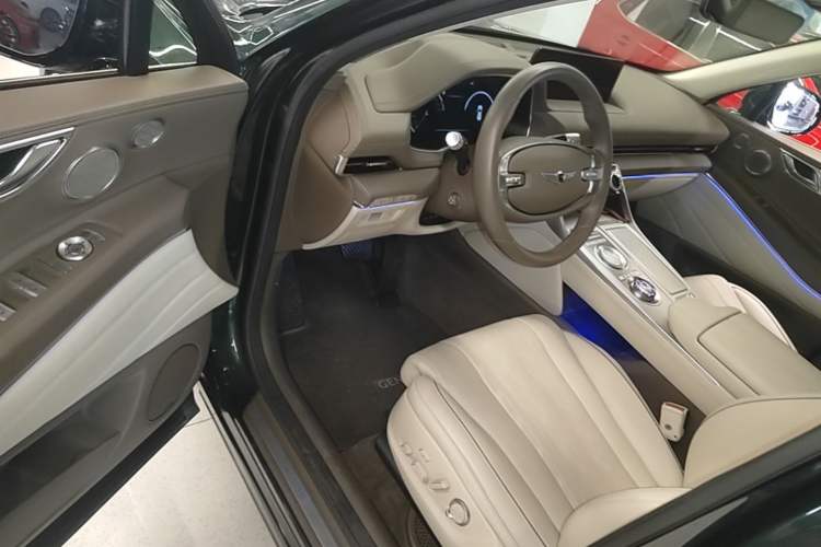 Used Genesis GV80 2021 2.5T Four-Wheel Drive Flagship Edition Driver Seat