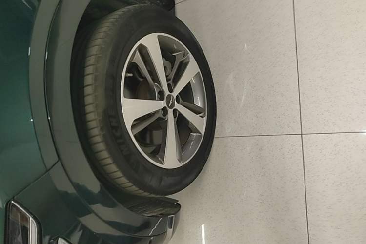 Used Genesis GV80 2021 2.5T Four-Wheel Drive Flagship Edition Left Front Wheel Hub