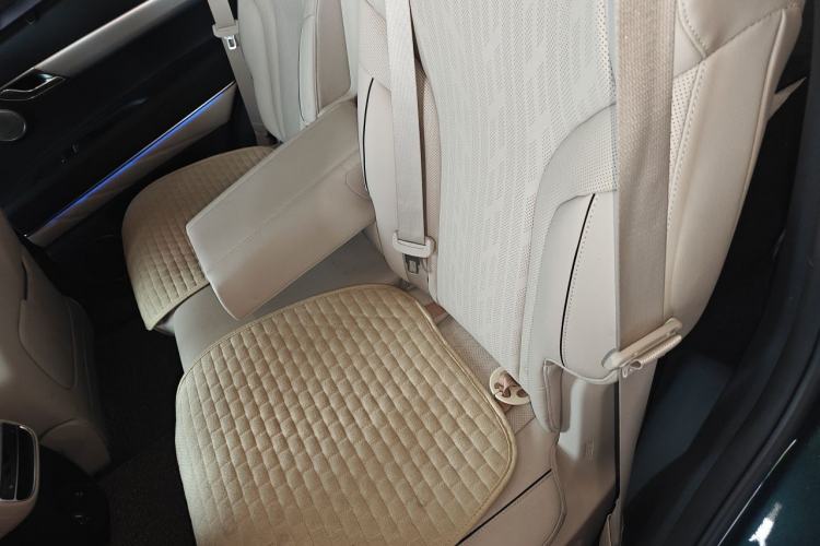 Used Genesis GV80 2021 2.5T Four-Wheel Drive Luxury Edition Left Rear Seat