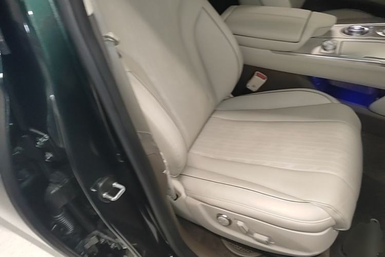 Used Genesis GV80 2021 2.5T Four-Wheel Drive Flagship Edition Right Front Seat