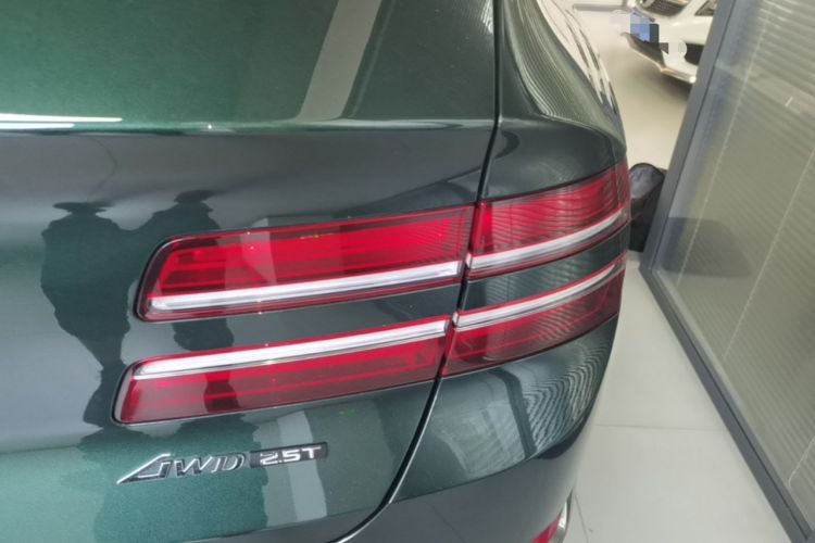 Used Genesis GV80 2023 2.5T Four-Wheel Drive Flagship Version 7 Seats Right Rear Taillight