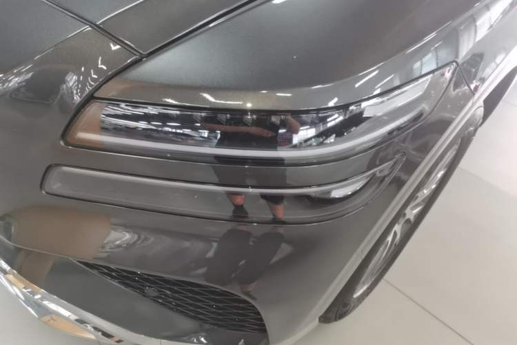 Used Genesis GV80 2024 2.5T Four-Wheel Drive Luxury Edition 5 Seats Left Front Headlight