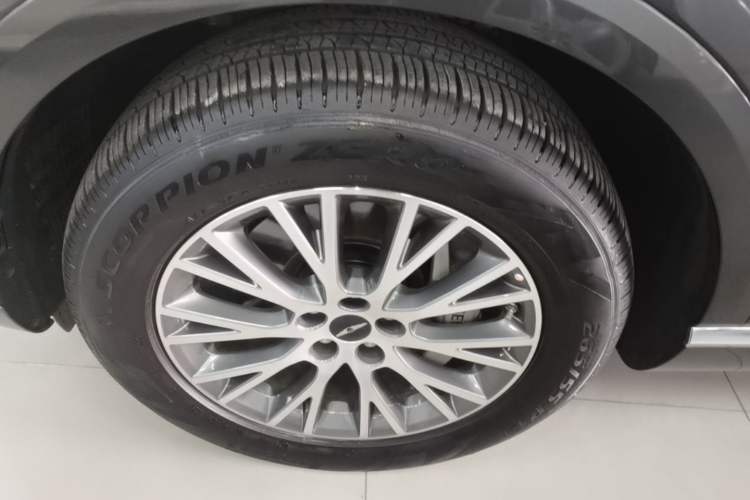 Used Genesis GV80 2024 2.5T Four-Wheel Drive Luxury Edition 5 Seats Left Front Wheel Hub