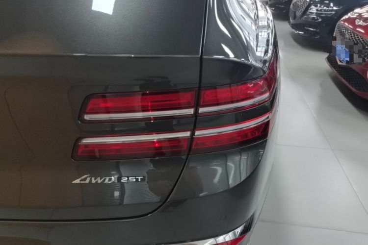 Used Genesis GV80 2024 2.5T Four-Wheel Drive Luxury Edition 5 Seats Right Rear Taillight